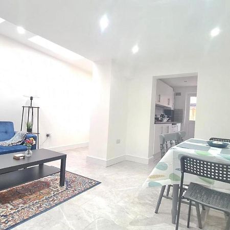 Cosy Single Room In Manor Park London Kültér fotó